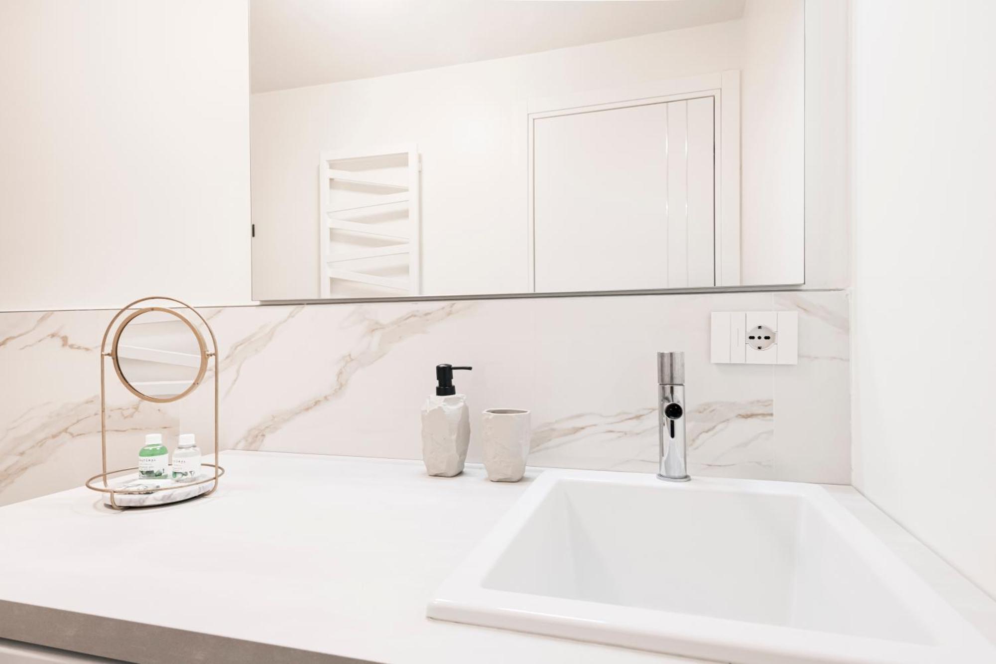 Apartmán Easylife - Design And Relax In The Heart Of Milán Exteriér fotografie